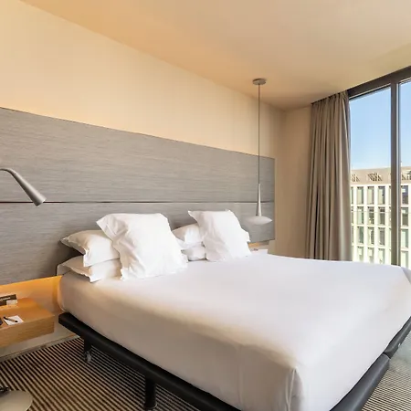 B Hotel 3*