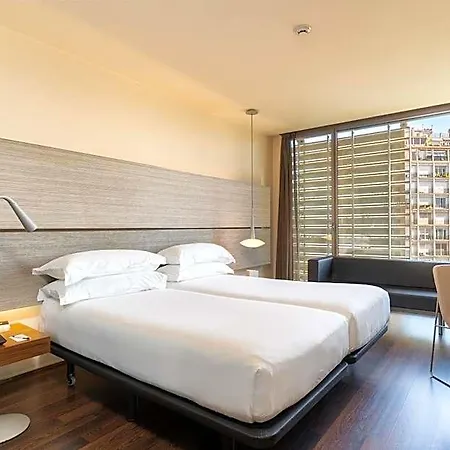 B Hotel 3*