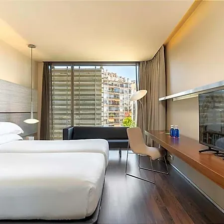 B Hotel 3*