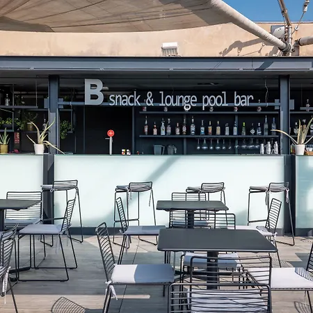 B 3* Barcelona