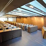 B Hotel