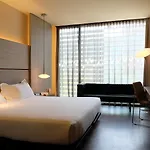 Hotel B