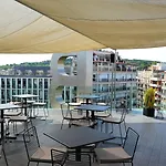 Hotel B 3*