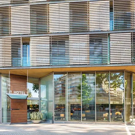 B 3* Barcellona
